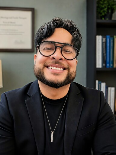 Eliseo Cisneros
